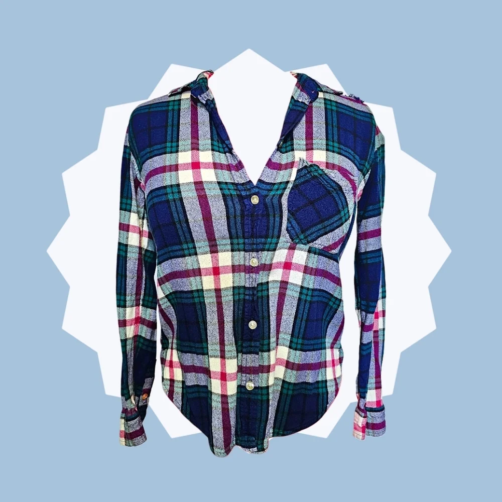 AEO Boyfriend Fit Button Down Flannel - Size SP - Picture 1 of 10